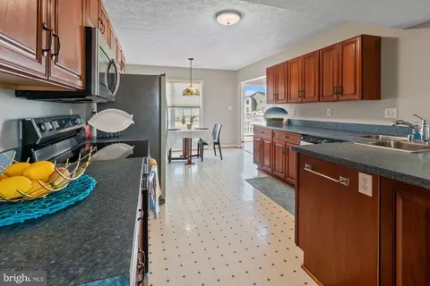 9205 Cuckold Point Rd, Sparrows Point, MD 21219 photo 11