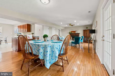 9205 Cuckold Point Rd, Sparrows Point, MD 21219 photo 8