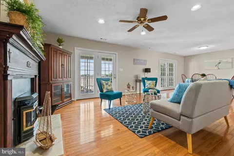 9205 Cuckold Point Rd, Sparrows Point, MD 21219 photo 6