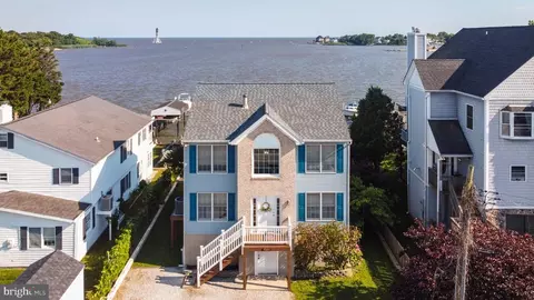 9205 Cuckold Point Rd, Sparrows Point, MD 21219