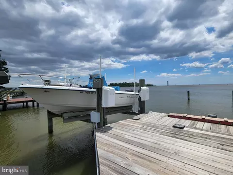9205 Cuckold Point Rd, Sparrows Point, MD 21219 photo 37
