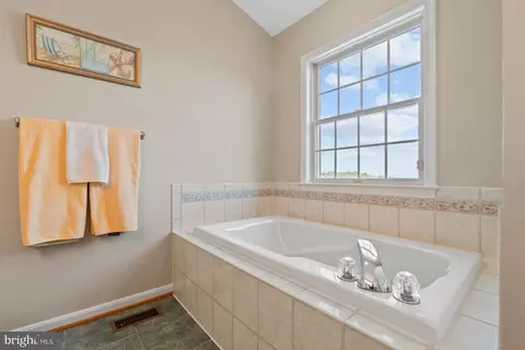 9205 Cuckold Point Rd, Sparrows Point, MD 21219 photo 23