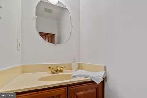 9205 Cuckold Point Rd, Sparrows Point, MD 21219 photo 15