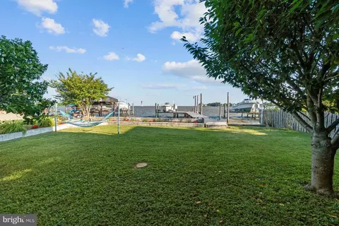 9205 Cuckold Point Rd, Sparrows Point, MD 21219 photo 34