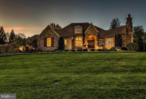 8024 Thornton Rd, Ruxton, MD 21204