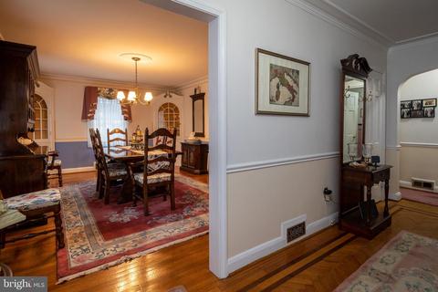 500 Hampton Ln, Towson, MD 21286 photo 6