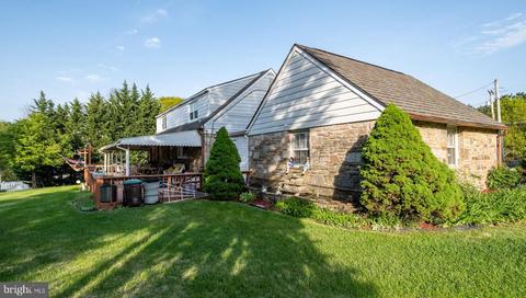 500 Hampton Ln, Towson, MD 21286 photo 2