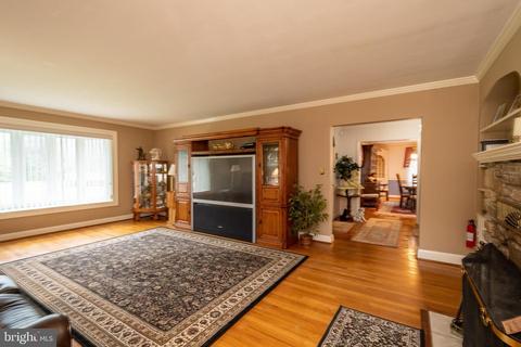 500 Hampton Ln, Towson, MD 21286 photo 10