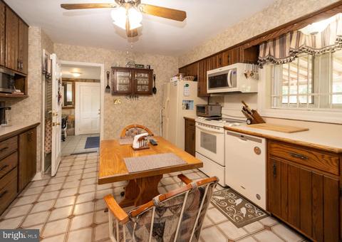 500 Hampton Ln, Towson, MD 21286 photo 22