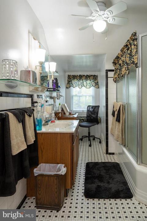 500 Hampton Ln, Towson, MD 21286 photo 39