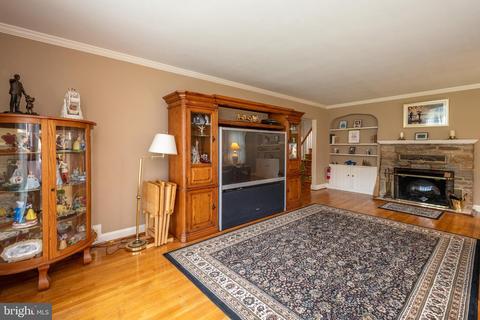 500 Hampton Ln, Towson, MD 21286 photo 8