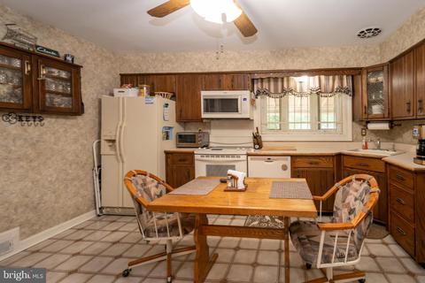 500 Hampton Ln, Towson, MD 21286 photo 23