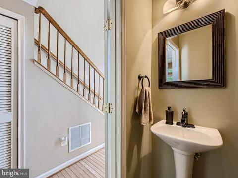 603 Creeksedge Ct, Middle River, MD 21220 photo 14