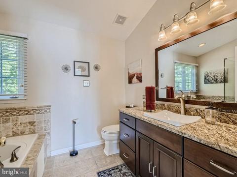 603 Creeksedge Ct, Middle River, MD 21220 photo 16