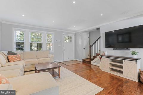 219 Overbrook Rd, Baltimore, MD 21212 photo 4