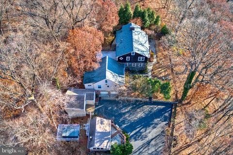 309 Gun Rd, Baltimore Highlands, MD 21227 photo 2