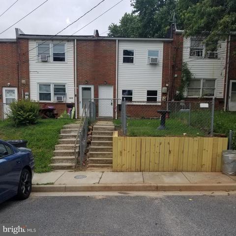 3308 Kessler Ct, Halethorpe, MD 21227 photo 1