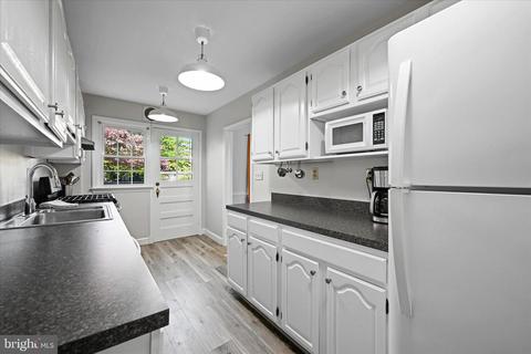 138 Stevenson Ln, Baltimore, MD 21212 photo 15