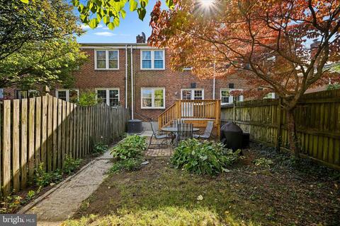 138 Stevenson Ln, Baltimore, MD 21212 photo 7