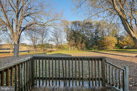 18819 Brick Store Rd, Hampstead, MD 21074 photo 14