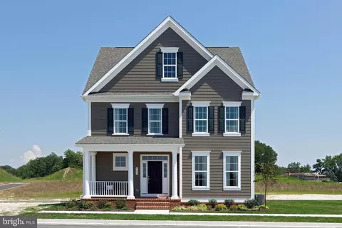 10705 Larkswood St, Middle River, MD 21220