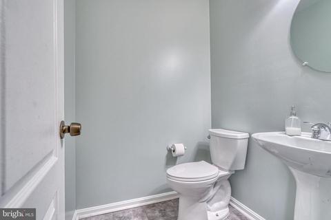 6113 Twilight Ct, Baltimore, MD 21206 photo 11