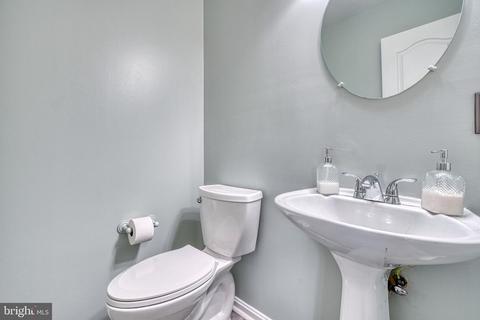 6113 Twilight Ct, Baltimore, MD 21206 photo 33