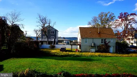 9036 Cuckold Point Rd, Sparrows Point, MD 21219 photo 18