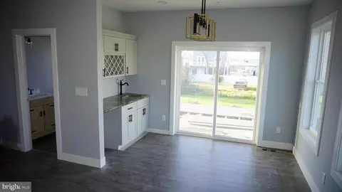9036 Cuckold Point Rd, Sparrows Point, MD 21219 photo 14