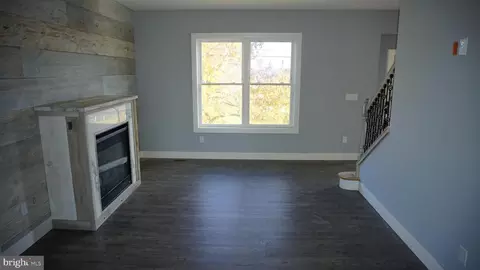 9036 Cuckold Point Rd, Sparrows Point, MD 21219 photo 15
