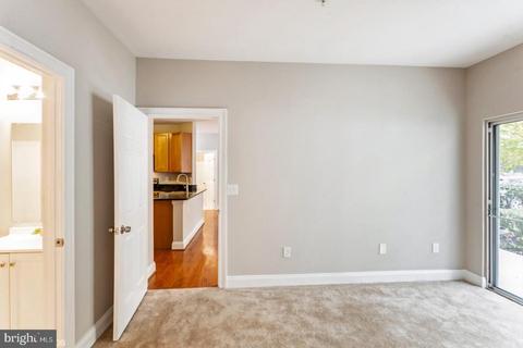 2807 Gresham Way #101, Windsor Mill, MD 21244 photo 15