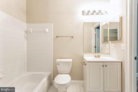 2807 Gresham Way #101, Windsor Mill, MD 21244 photo 18