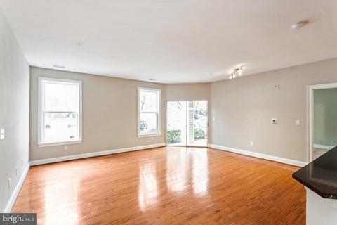 2807 Gresham Way #101, Windsor Mill, MD 21244 photo 3