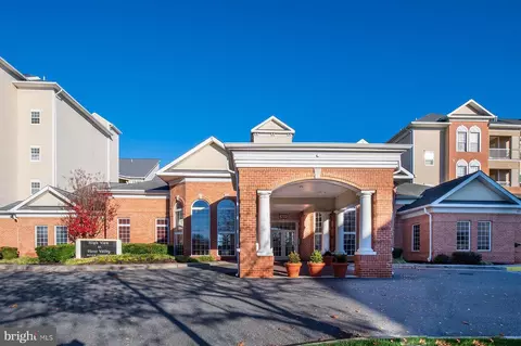 400 Symphony Cir #251D, Cockeysville, MD 21030