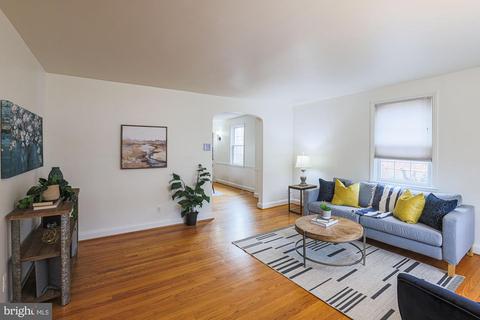215 Overbrook Rd, Baltimore, MD 21212 photo 4