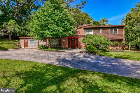 7903 Seven Mile Ln, Pikesville, MD 21208