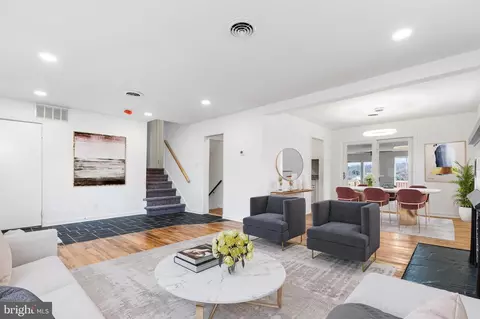 7507 Rockridge Rd, Pikesville, MD 21208