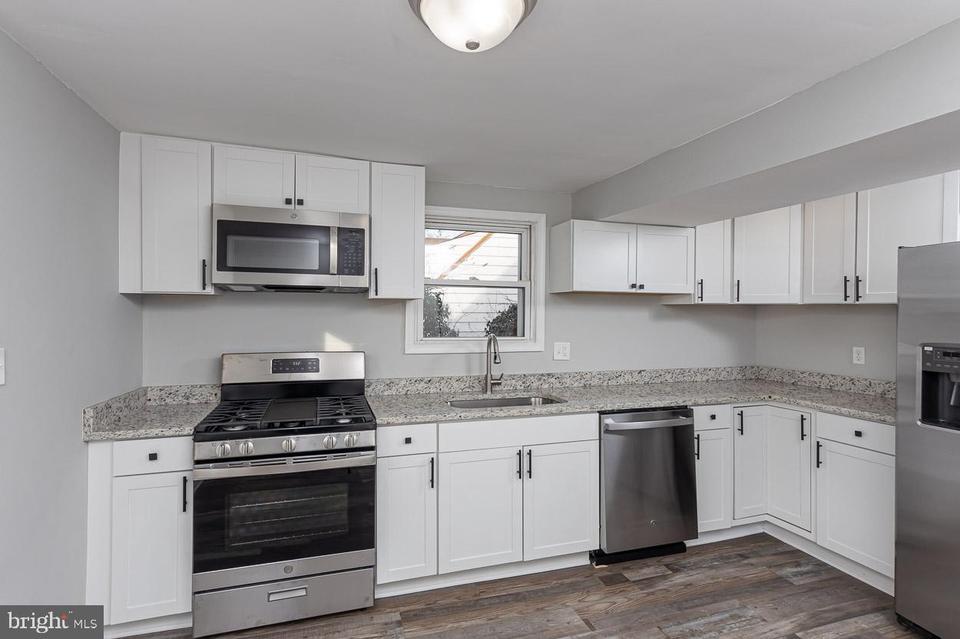  6513 Lehnert St, Gwynn Oak, MD 21207 photo 7