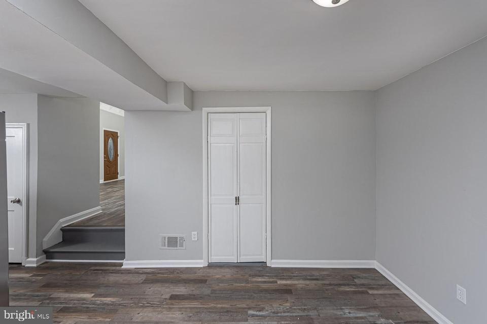  6513 Lehnert St, Gwynn Oak, MD 21207 photo 27