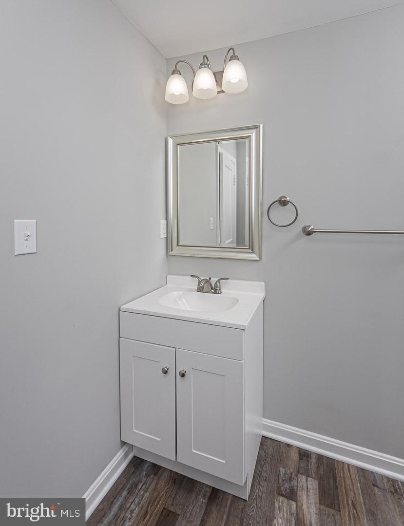  6513 Lehnert St, Gwynn Oak, MD 21207 photo 22