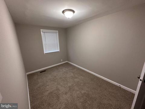 3025 Freeway, Halethorpe, MD 21227 photo 9