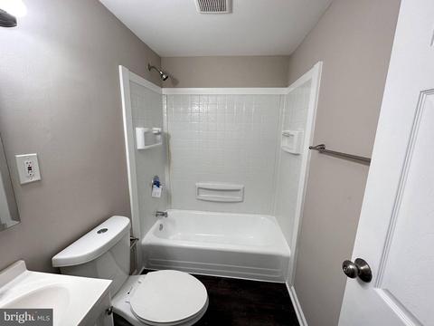 3025 Freeway, Halethorpe, MD 21227 photo 11