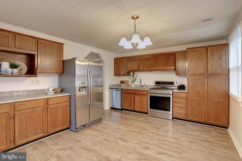 1213 4th Rd, Middle River, MD 21220 photo 3
