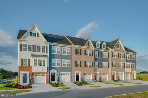 214 Waterstone Rd, Essex, MD 21221