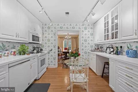 7 Devon Hill Rd #A-9, Baltimore, MD 21210 photo 15