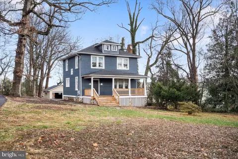 17 S Belle Grove Rd, Catonsville, MD 21228