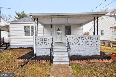 815 Woodlynn Rd, Essex, MD 21221