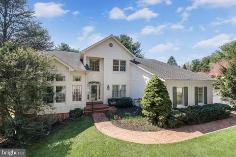 8532 Hill Spring Dr, Lutherville Timonium, MD 21093