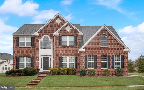 4215 Cross Spring Dr, Perry Hall, MD 21128