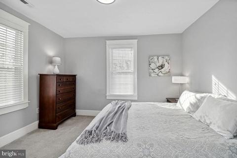 2807 Hammonds Ferry Rd, Halethorpe, MD 21227 photo 13